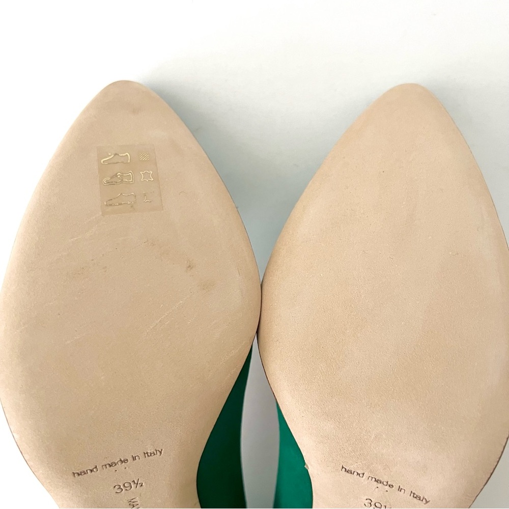 Manolo Blahnik Green Heels with Embellished Buckle - Picture 11 of 14